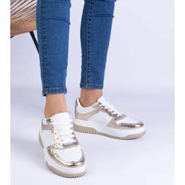 Arany cipők egy vastag talpon aranysárga 1