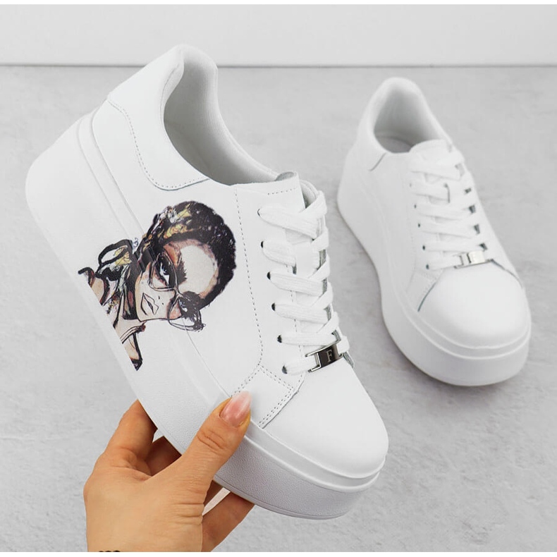 Női bőrcipő a White Filippo 6207 platformon fehér 1