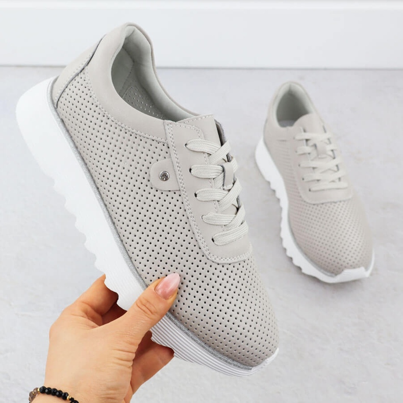 S.Barski Női bőrcipő a nyílt munkaplatformon Bézs S. Barski LR51-629 1