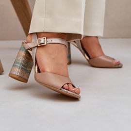 Bőr elegáns szandál a Laura Messi 2136 sötét -hordozó oszlop bézs 2