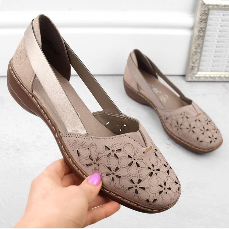 Kényelmes bőrcipő Rieker W RKR442C, bézs 2