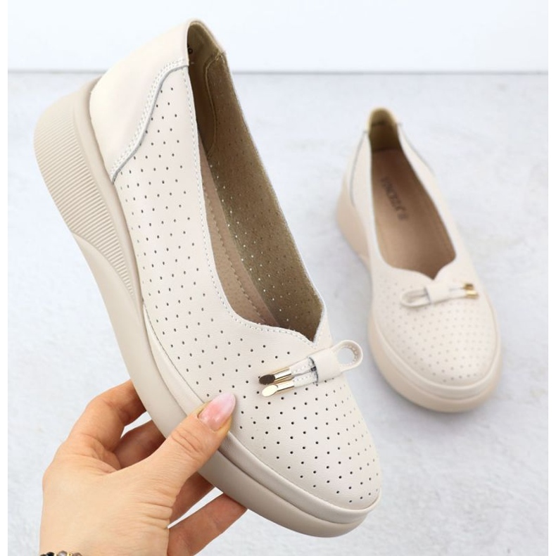 Vinceza Cipő a Vinceeza 7896 bézs nyílt műplatformon 1