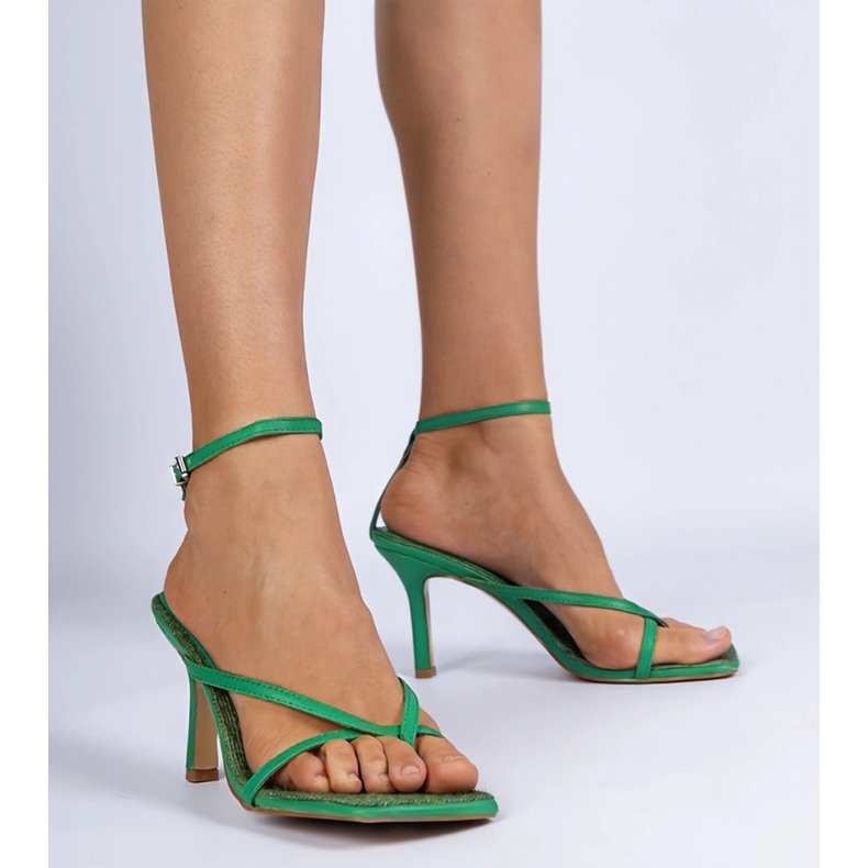 Zöld szandál japán a szpilkán 1