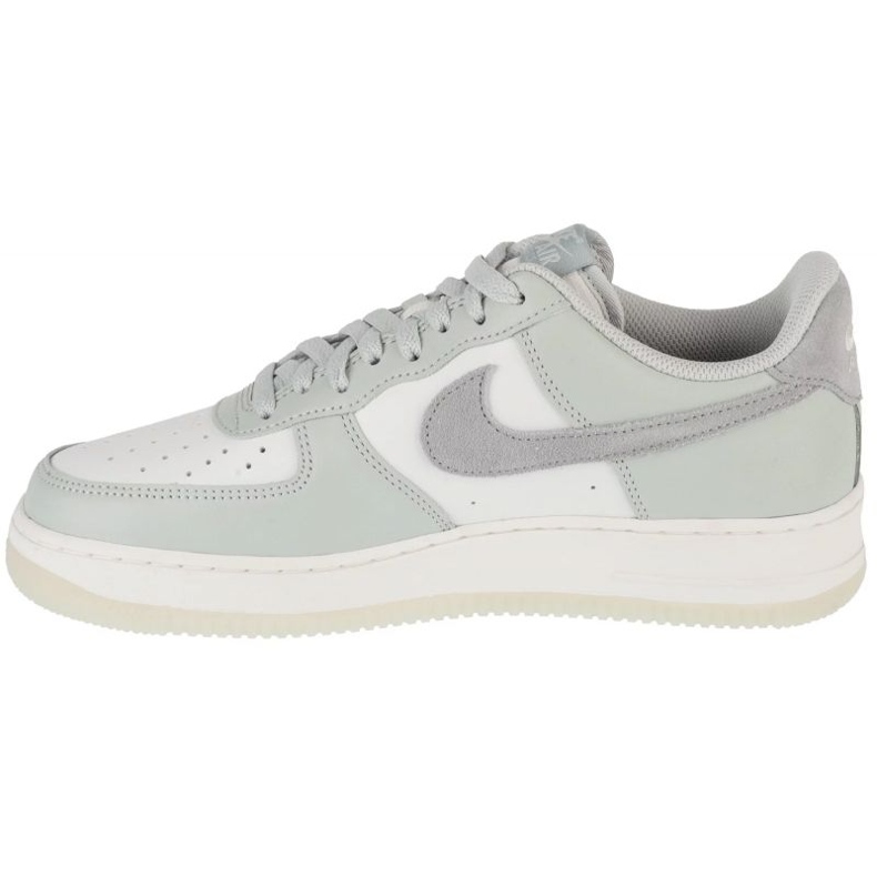 Nike Air Force 1 07 LV8 FJ4170-003 cipő fehér 1
