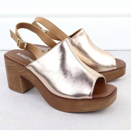 M. DASZYŃSKI Női szandál a Złote Post M. Dasyński MR23126-7 aranysárga 2 M. DASZYŃSKI Női szandál a Złote Post M. Dasyński MR23126-7 aranysárga 2