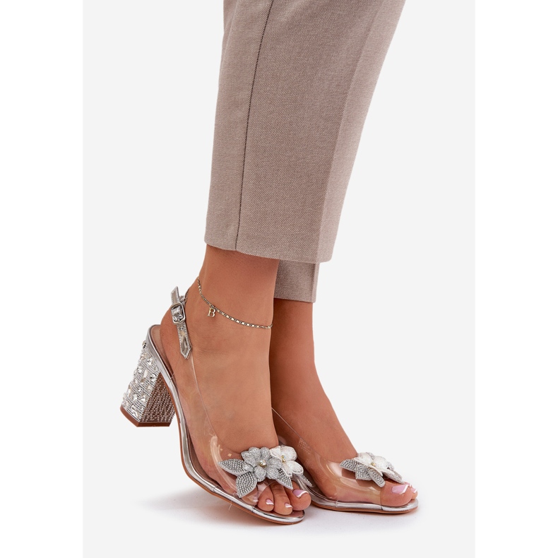 S.Barski Átlátszó szandál virágokkal a díszített sarokon D&amp;A MR38-331 Ezüst 1