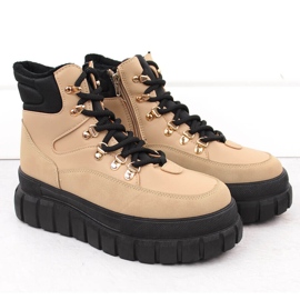 Női bézs csizma vastag platformmal News 7928 2