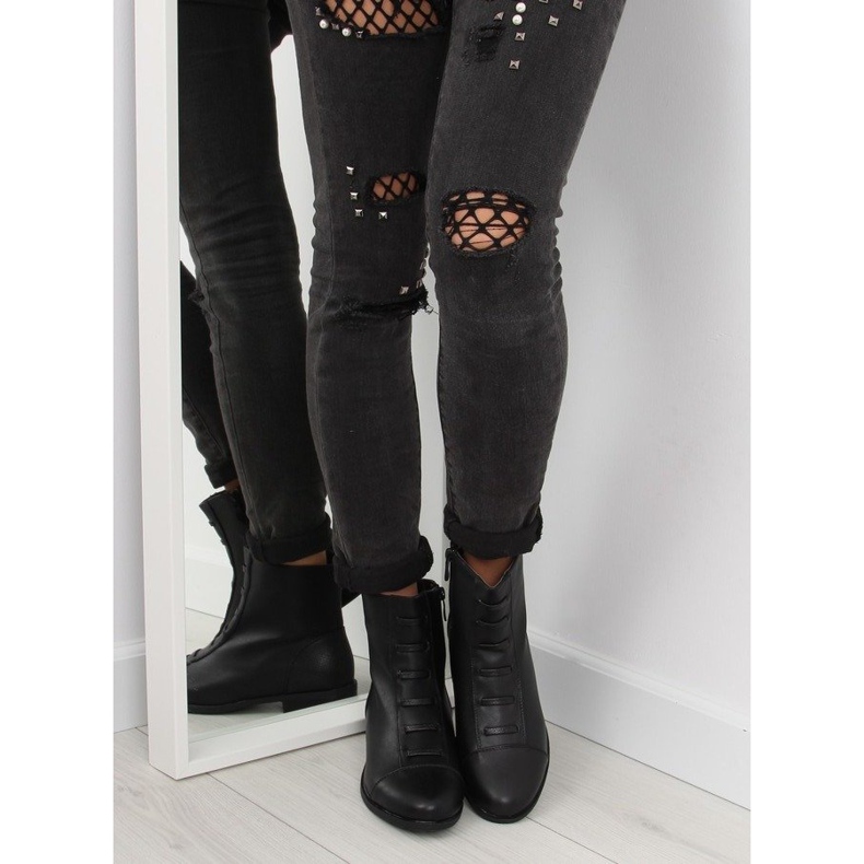 Fekete szigetelt női csizma F7091-1BLACK 1