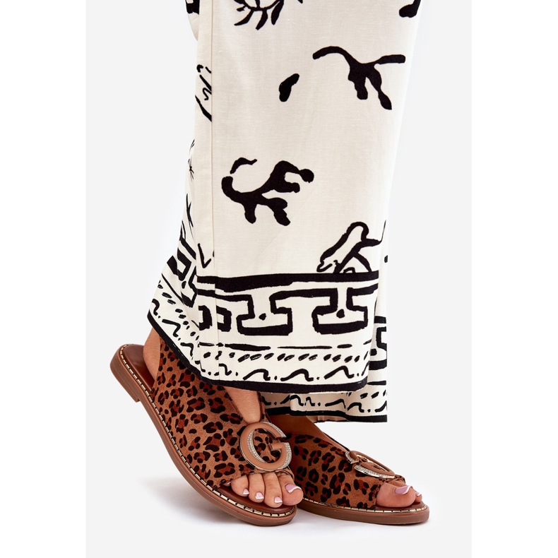 Lapos szandál dekorációval barna leopárd nyomtatás 1