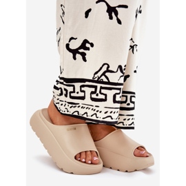 Női hab papucs a Big Star RR274A569 platform bézsén 1