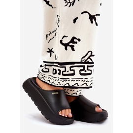 Női hab papucs a Big Star RR274A567 fekete platformon 1