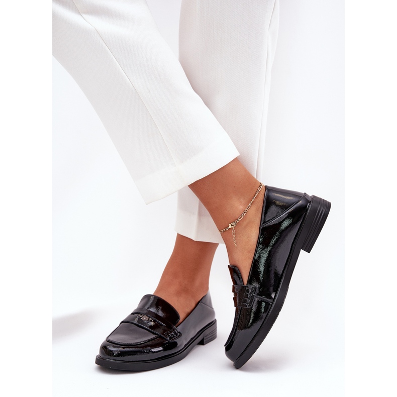 Vinceza Elegáns lakkozott női cipők természetes Vinceeza bőrből, 18100 fekete 2