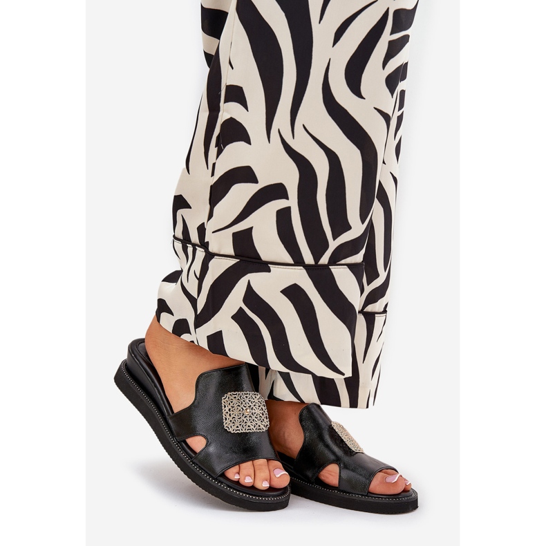 Jezzi Női papucs flopok az anchoikus bőr ékön, dekorációval feketével fekete 1