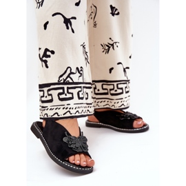 Jezzi Lapos, feküdt női szandál fekete dekorációval 2