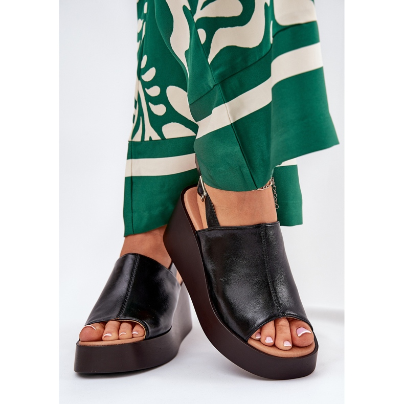 Jezzi Női szandál öko bőrrel a peronon és a fekete ékek 2