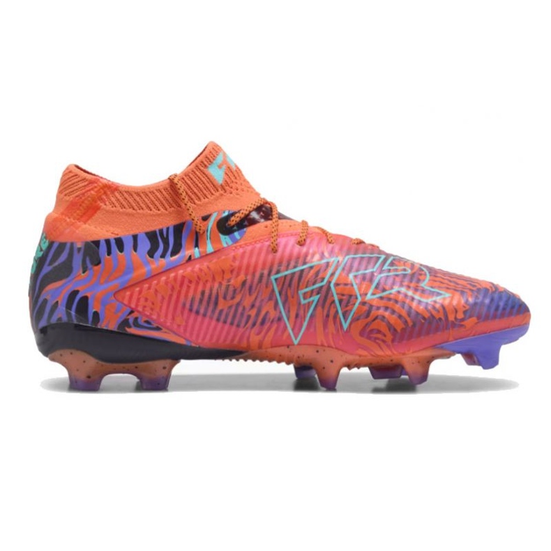 Puma Future 8 Ultimate Creativity FG 108428-01 Football cipő piros 1