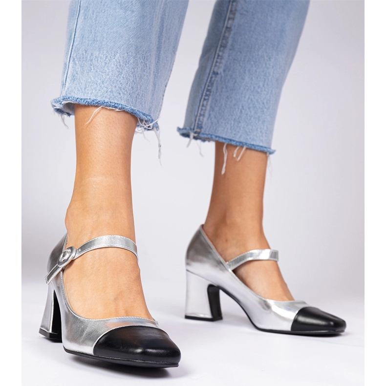 Ezüst női szivattyúk fekete orrral 2