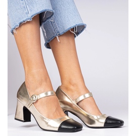 Arany női szivattyúk fekete orrral aranysárga 2 Arany női szivattyúk fekete orrral aranysárga 2