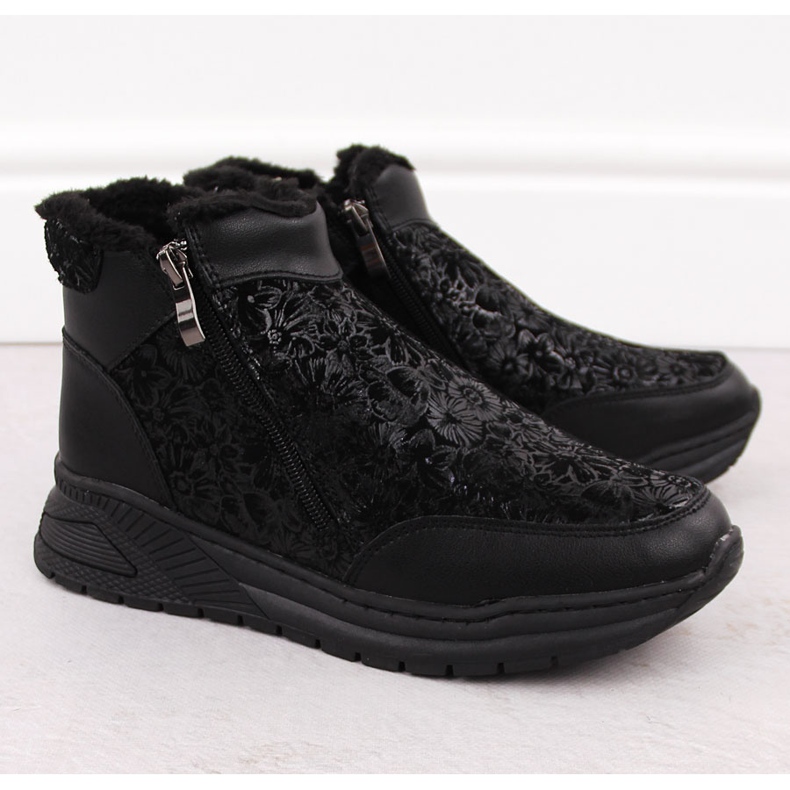 Női fekete bőr bokacsizma virággal T.Sokolski Z24-329 2