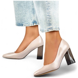 Női hegyes pumpák magas dekoratív sarokkal, bézs GD-FL486A-L.BE 1