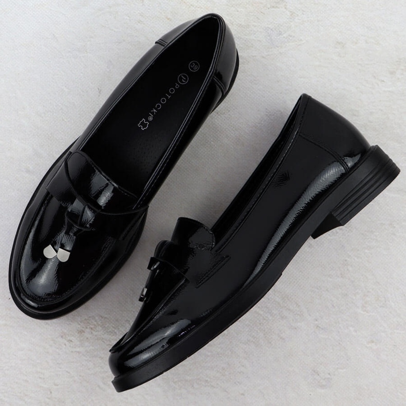 Női lakkozott cipő lordok fekete potocki sz12369 2