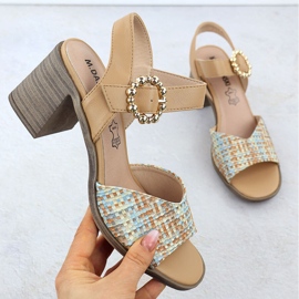 M. DASZYŃSKI Női szandál a bézs zsinór oszlopán M. Dasyński MR24125-4 1 M. DASZYŃSKI Női szandál a bézs zsinór oszlopán M. Dasyński MR24125-4 1