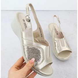 Női szandál a kényelmes bézs Unisoft 8876 1