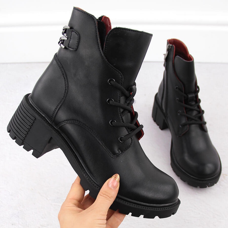 Fekete bőr női bokacsizma Filippo DBT6491 1