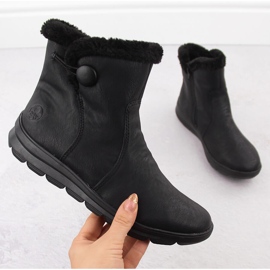 Női téli csizma bundával, fekete Rieker Z0080-00 1