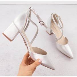 Ezüst Sabatina női hegyes szandál cirkóniával 1