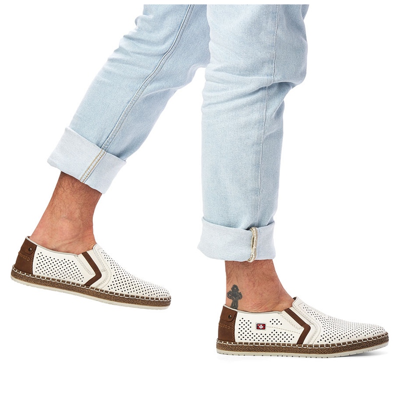 Férfi nyitott bőr cipő, fehér rieker B5297-80 2