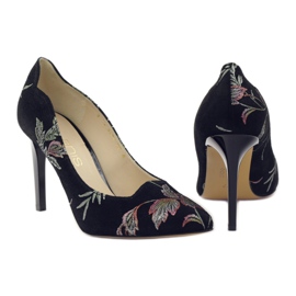 Anis Szivattyúk egy tűn Hímzés 4566 fekete 3