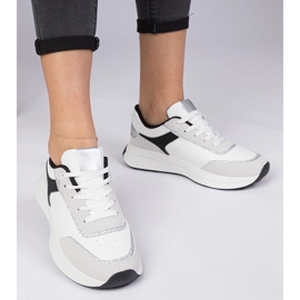 Fehér, csillámos női tornacipő 2 Fehér, csillámos női tornacipő 2