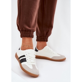 Alacsony női cipők öko bőrfehérjével 2