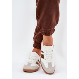 Alacsony női cipők öko bőr fehér leopárd nyomtatással 2