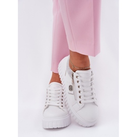 Női sportcipő a platformon, öko bőrfehérjével 2