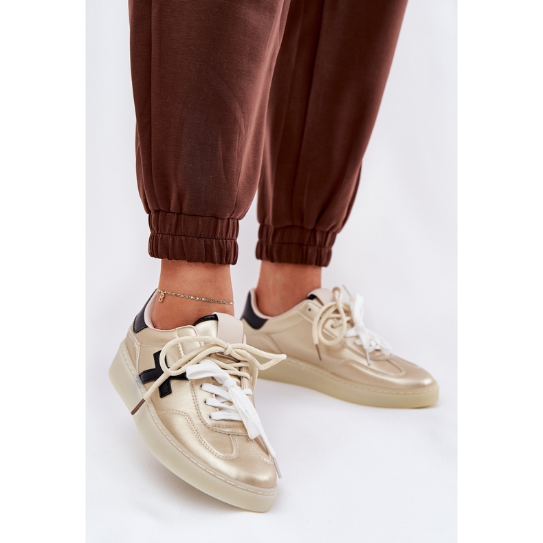 Alacsony női sportcipő arany aranysárga 2