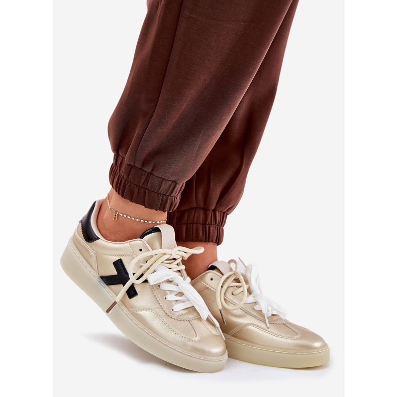 Alacsony női sportcipő arany aranysárga 1