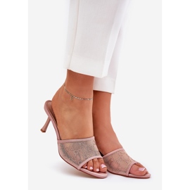 Díszített papucsok a pezsgőcsapon aranysárga 1 Díszített papucsok a pezsgőcsapon aranysárga 1