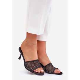 Díszített papucsok a magas sarkú sarkon fekete 1