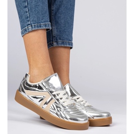 Ezüst cipők lakkozott női cipők 1