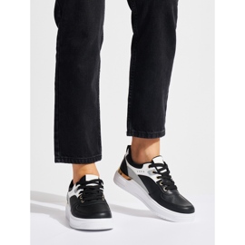 Fekete platformos sportcipő 1