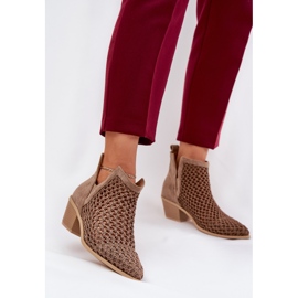 Nyílt a nők magas sarkú cipője kivágásokkal és khaki zsinórral bézs 2