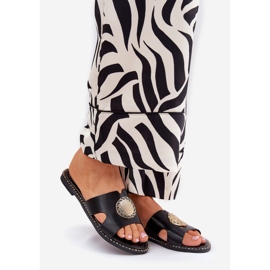 Lapos női papucs dekoratív részletekkel fekete ajánlatok 1