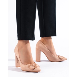 Női Vinceza bézs velúr pumpák 1