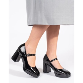 Seastar Női fekete lakkcipő magas sarkú csattal 1
