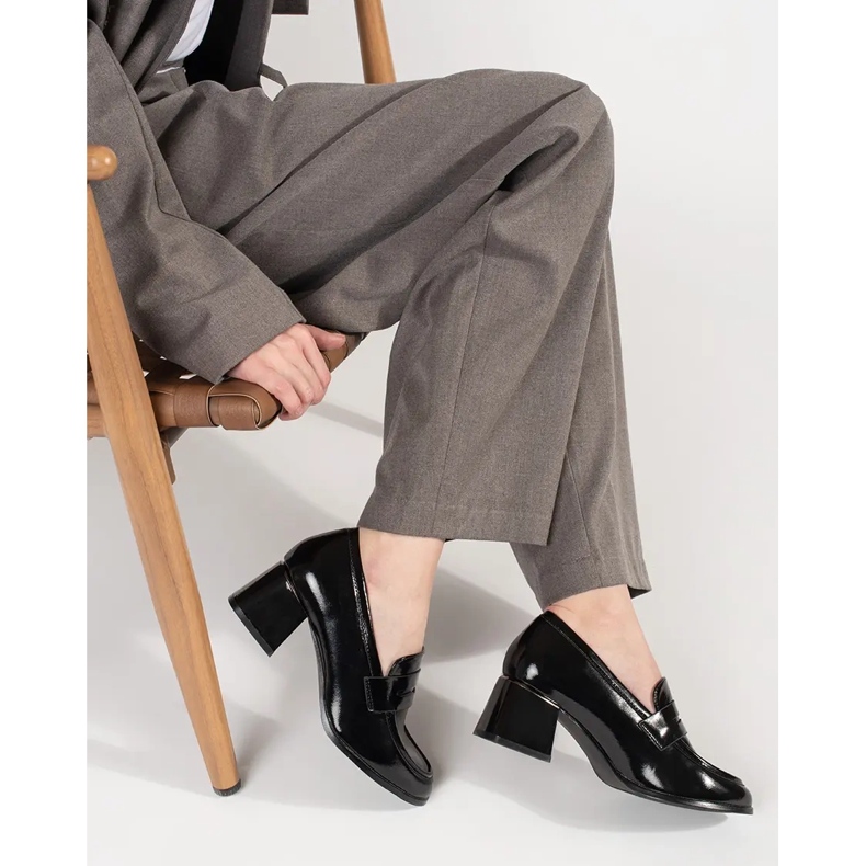 Goodin Fekete magas sarkú cipő 1