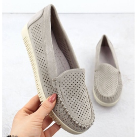 A mokaszinok nyílt munkája laza bézs potocki 25-11316 1