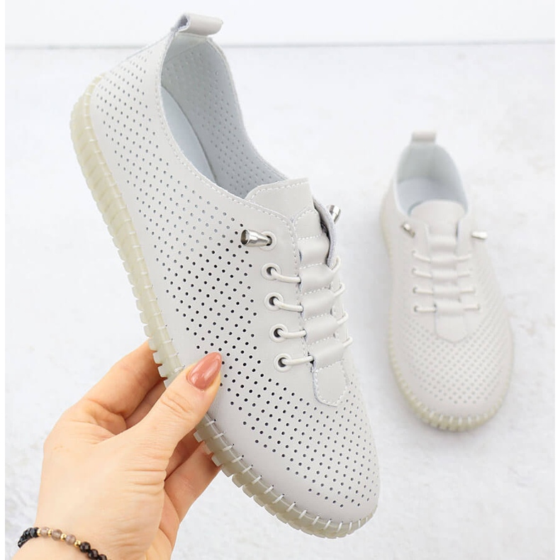 A női nyitott cipő csúszott a bézs filippo dp6140 -re 2