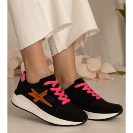 Fekete cipők női sport csillogással 2